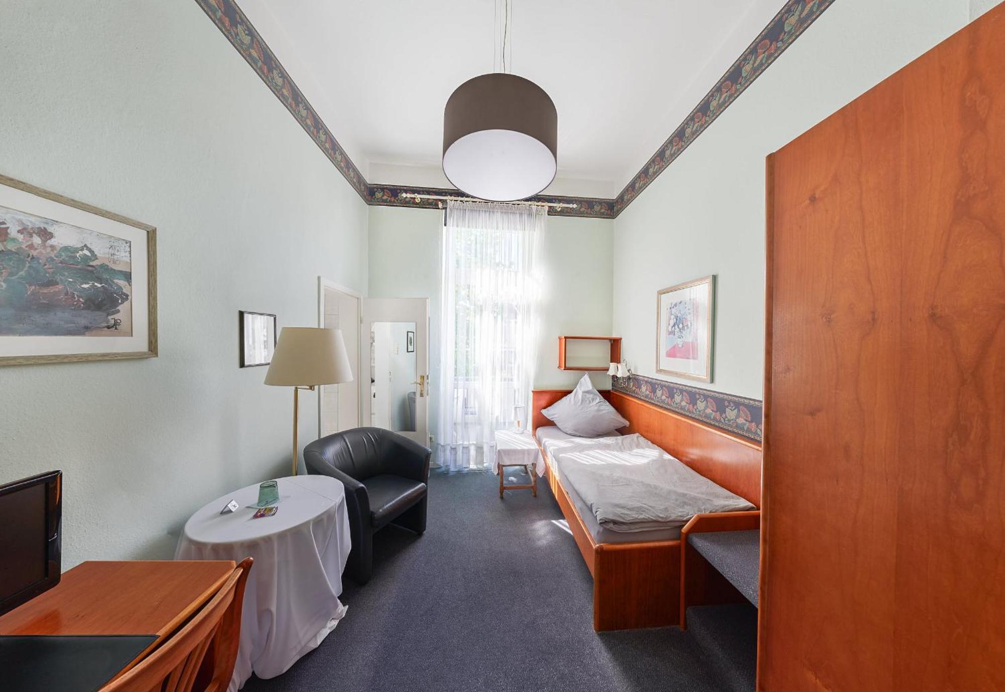 Pension Am Sueltebrunnen Bad Oeynhausen Luaran gambar